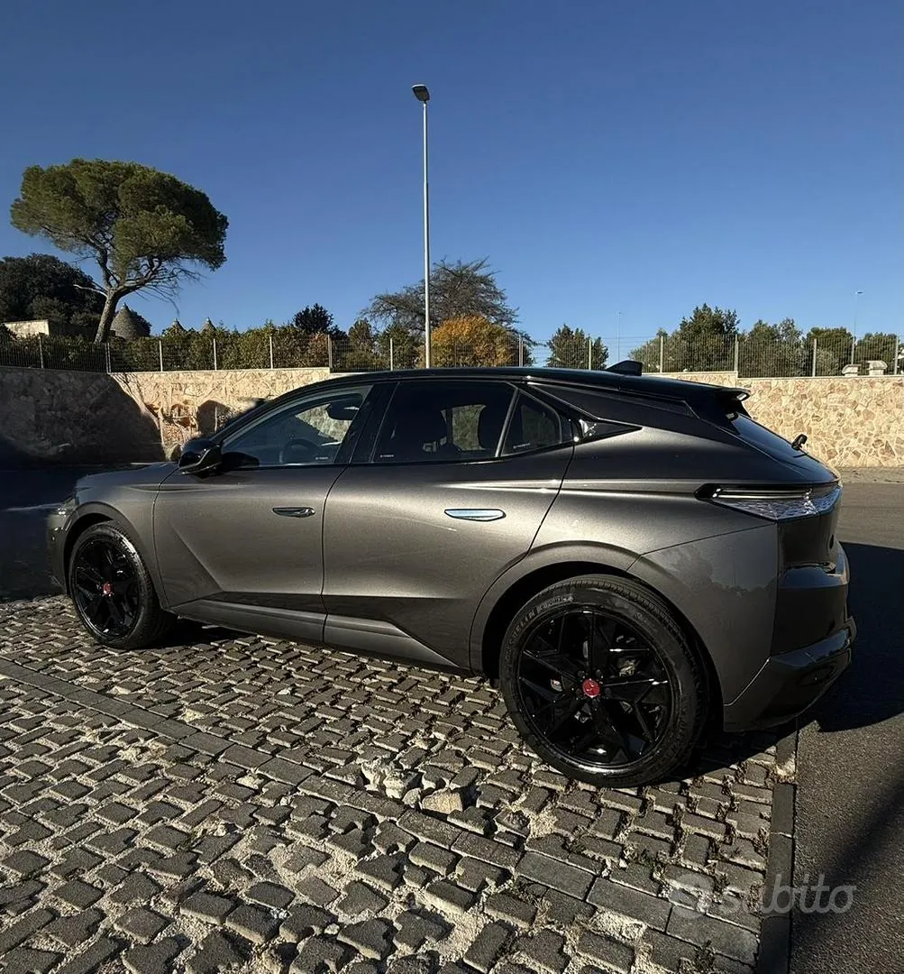 DS Automobiles Ds 4