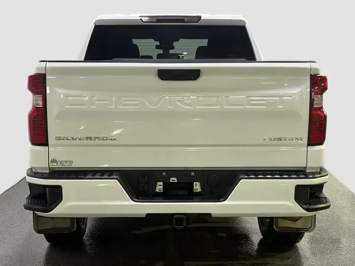 Chevrolet Silverado 2024 photo 4