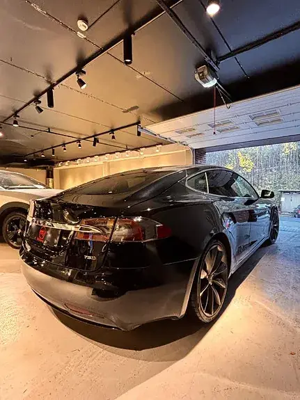 Tesla Model S 2019 photo 3