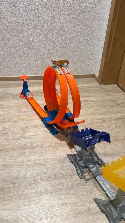 Hot Wheels Loopingbahn