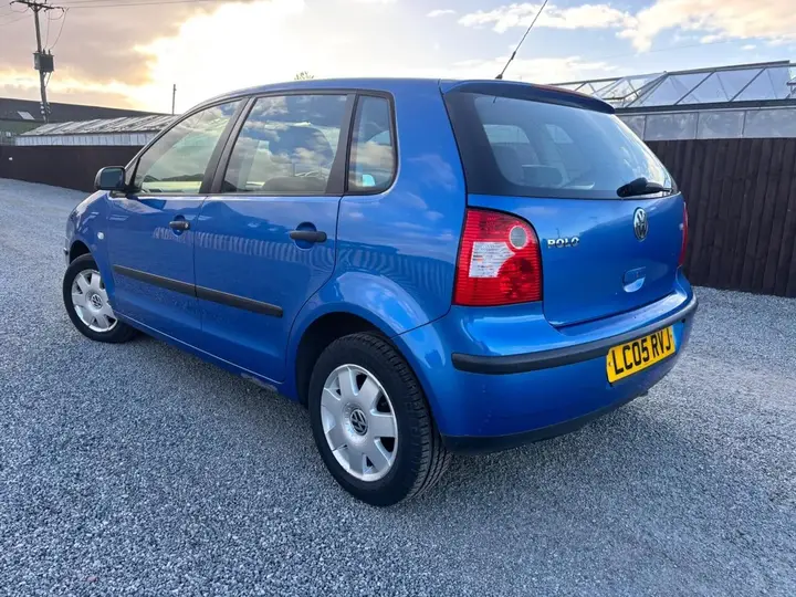 Volkswagen Polo 2005 photo 5