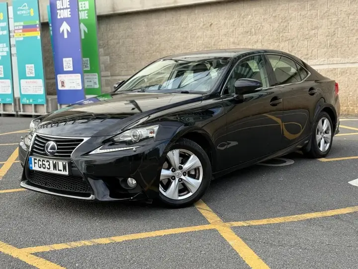 Lexus Is 2013 photo 5