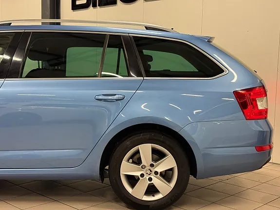 Skoda Octavia 2014 photo 4