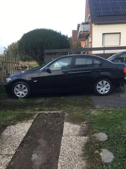 BMW 318I