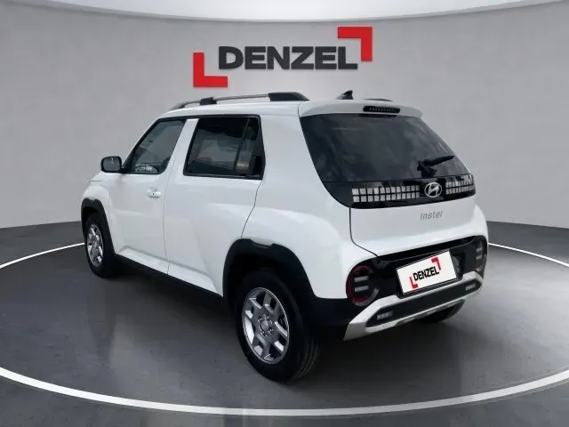 Hyundai Inster photo 2