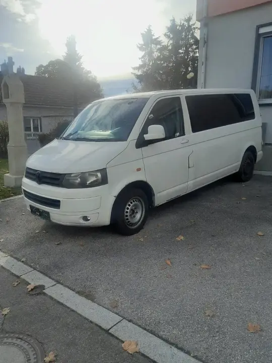 Volkswagen T5 2007 photo 2