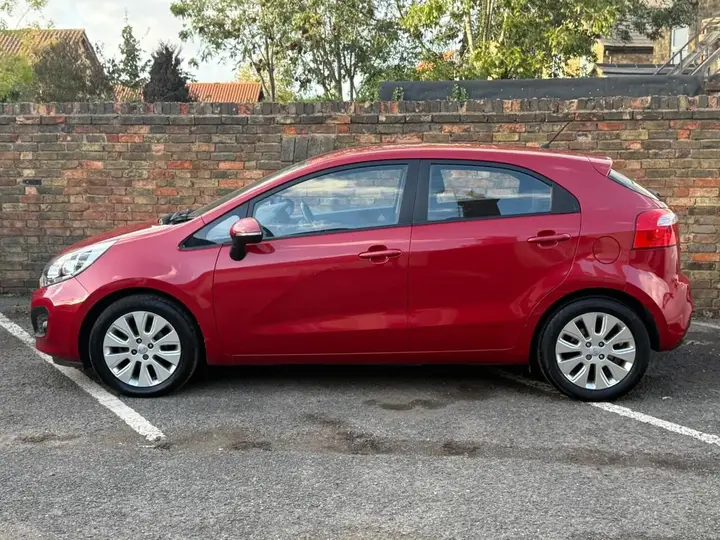 Kia Rio 2014 photo 4