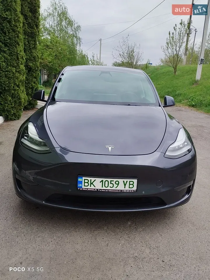Tesla Model Y