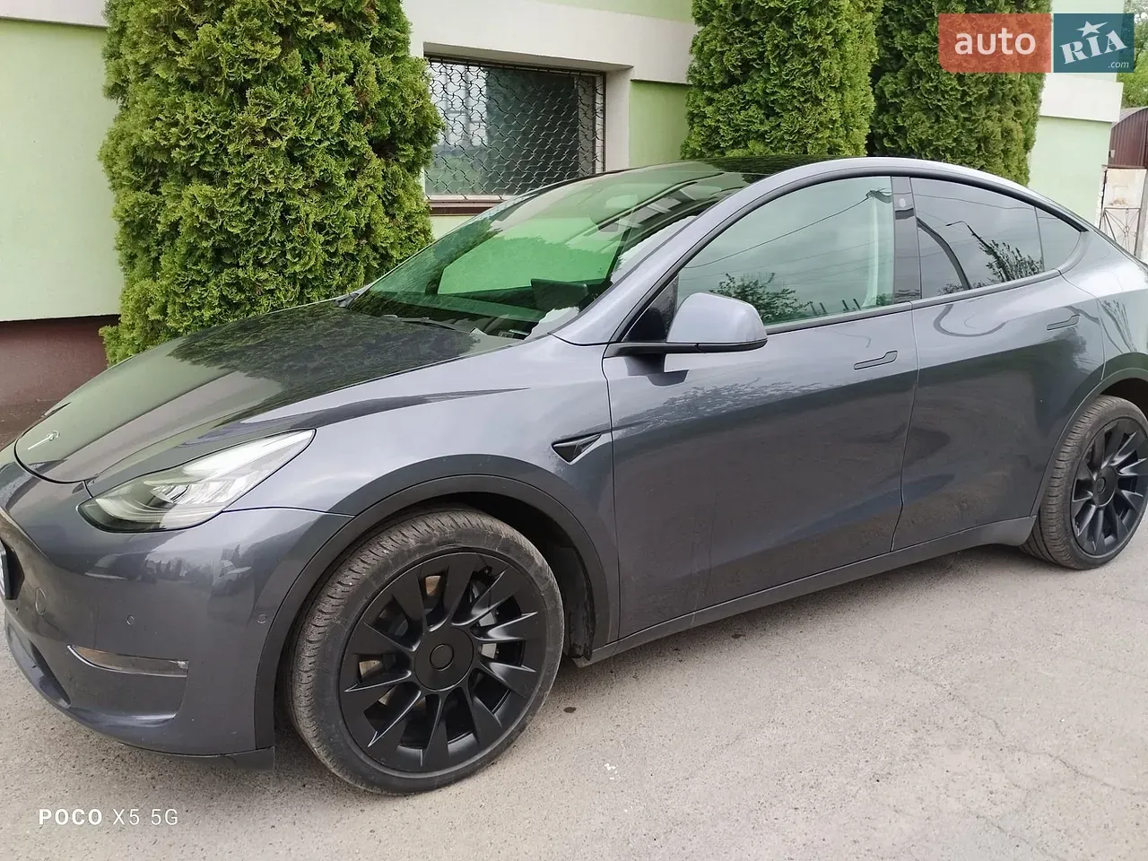 Tesla Model Y 2021 photo 2
