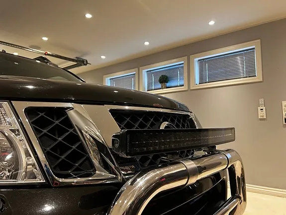 Nissan Navara 2012 photo 4