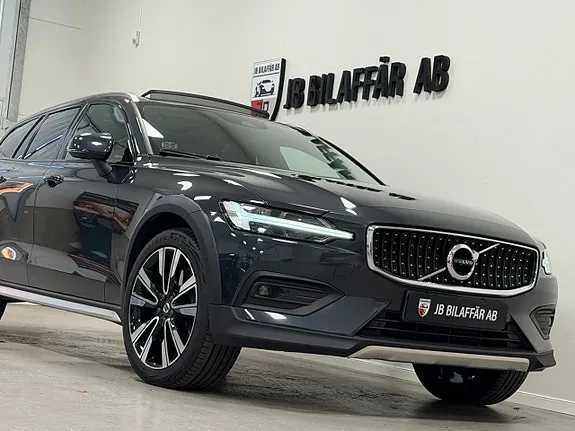 Volvo V60 Cross Country 2019 photo 4