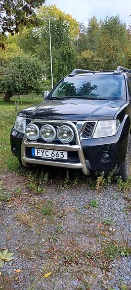 Nissan Navara 2015 photo 4