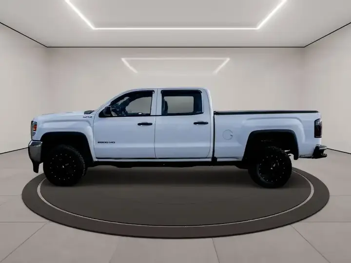 GMC Sierra 2500Hd 2018 photo 4