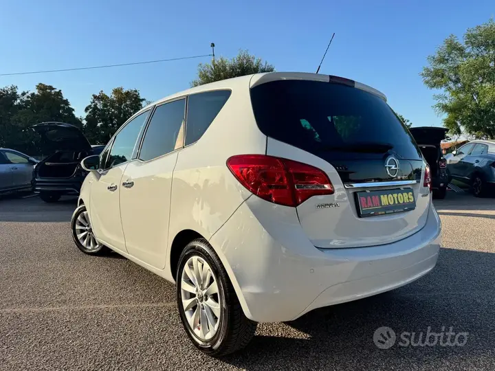 Opel Meriva 2013 photo 4