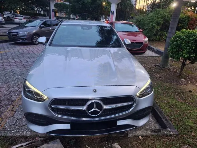 Mercedes-Benz C200 Avantgarde
