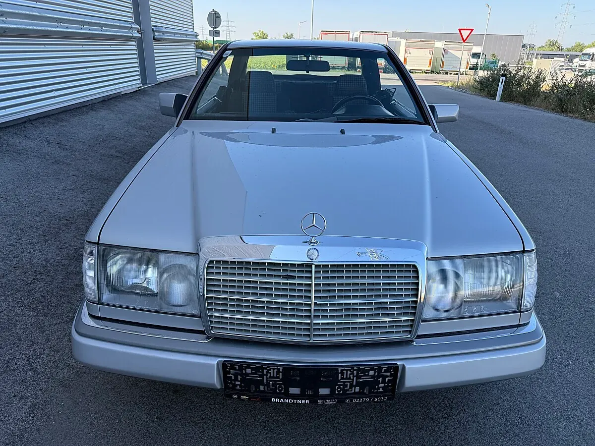 Mercedes-Benz Sonstige 1991 photo 3
