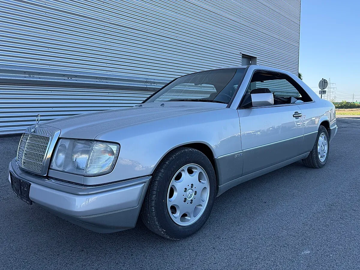 Mercedes-Benz Sonstige 1991 photo 2
