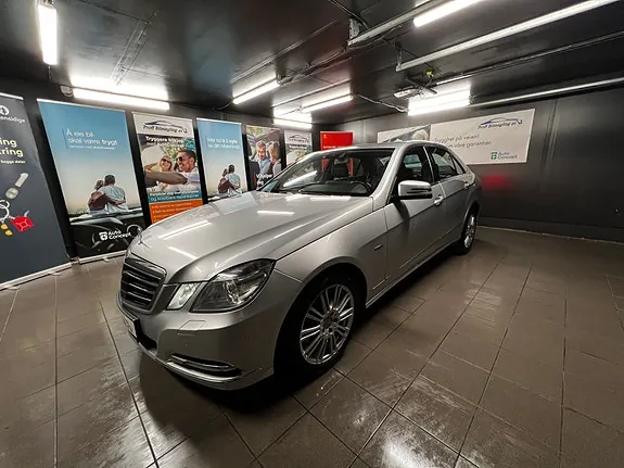 Mercedes-Benz E-Class 2011 photo 3