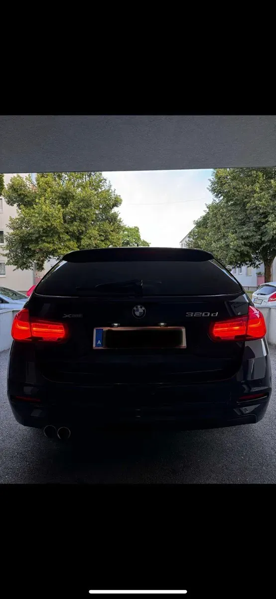 BMW 3 Series 2016 photo 3