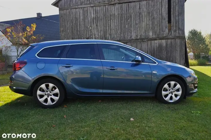 Opel Astra 2013 photo 5