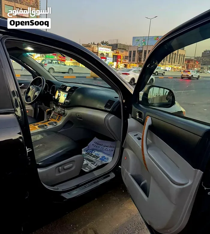 Toyota Highlander 2010 photo 3