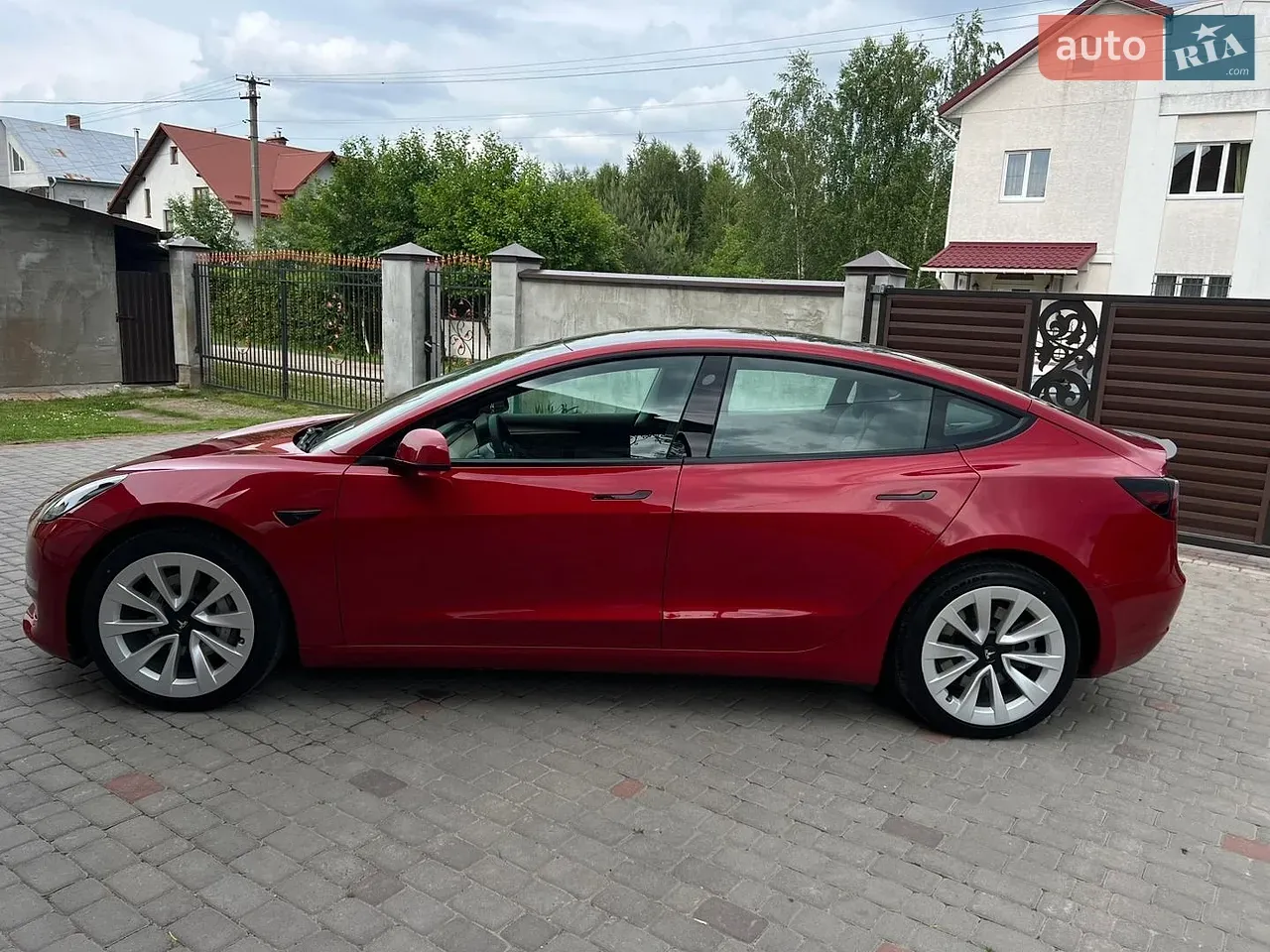 Tesla Model 3 2022 photo 4