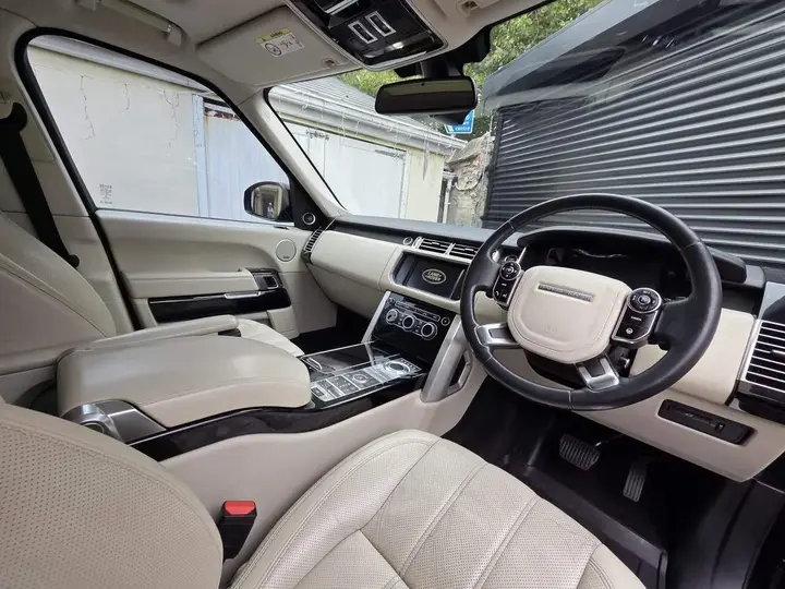 Land Rover Range Rover 2015 photo 4