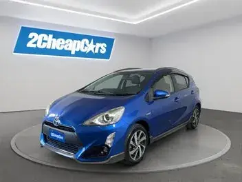 Toyota Aqua 2015 photo 2