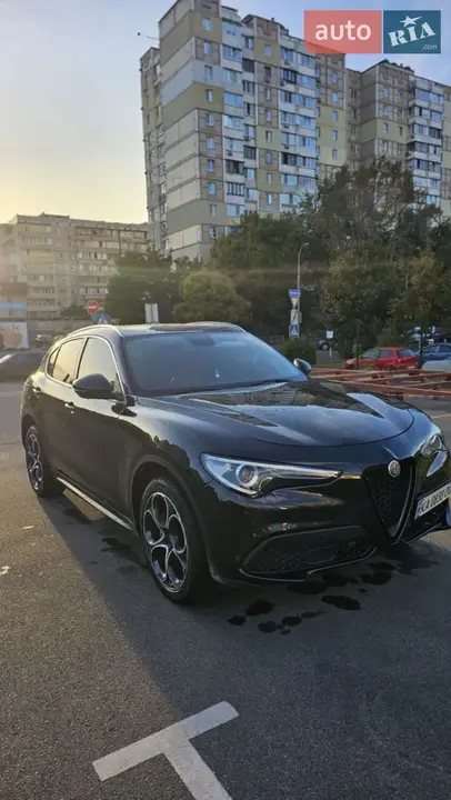 Alfa Romeo Stelvio 2019 photo 3