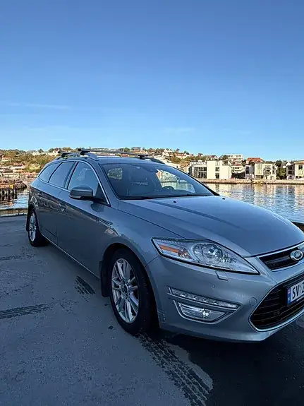Ford Mondeo 2011 photo 2