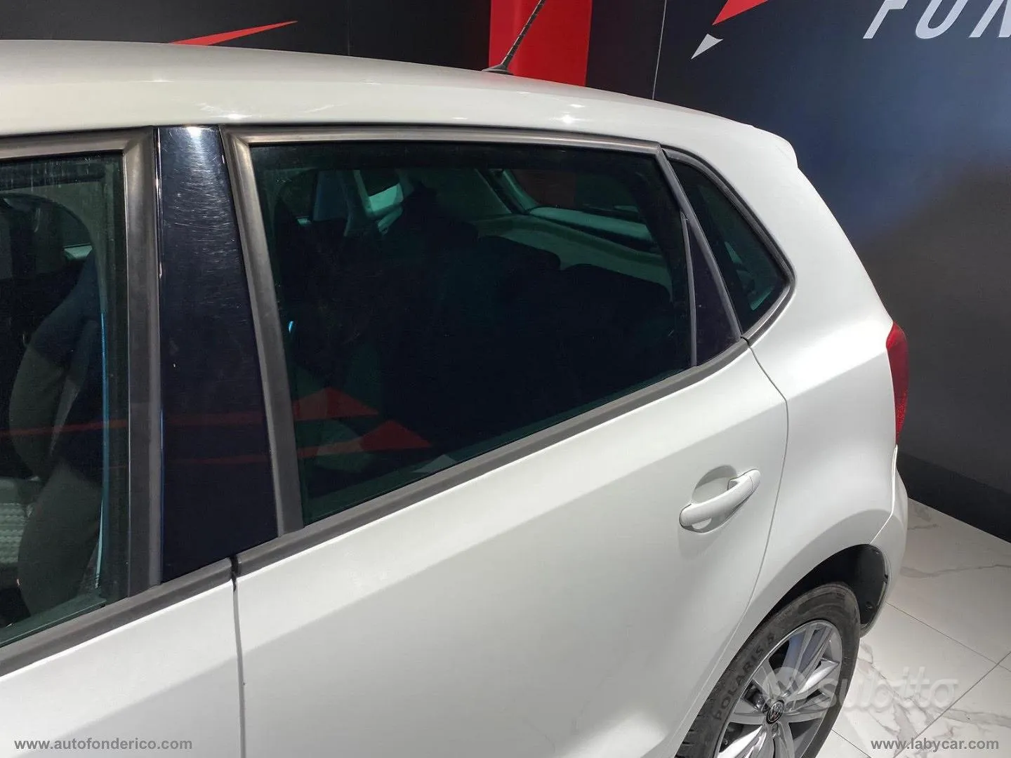 Volkswagen Polo 2015 photo 4