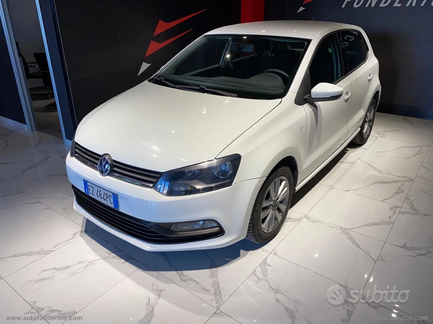 Volkswagen Polo 2015 photo 2