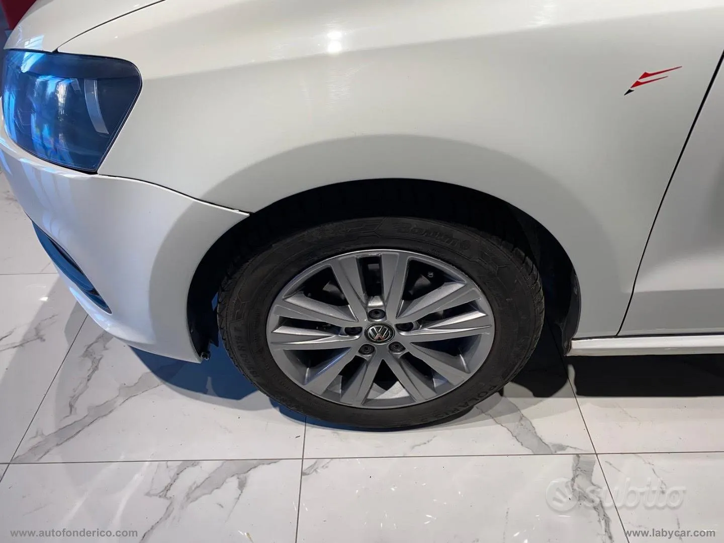 Volkswagen Polo 2015 photo 3