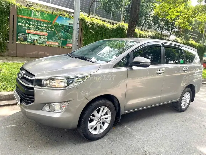 Toyota Innova 2020 photo 3