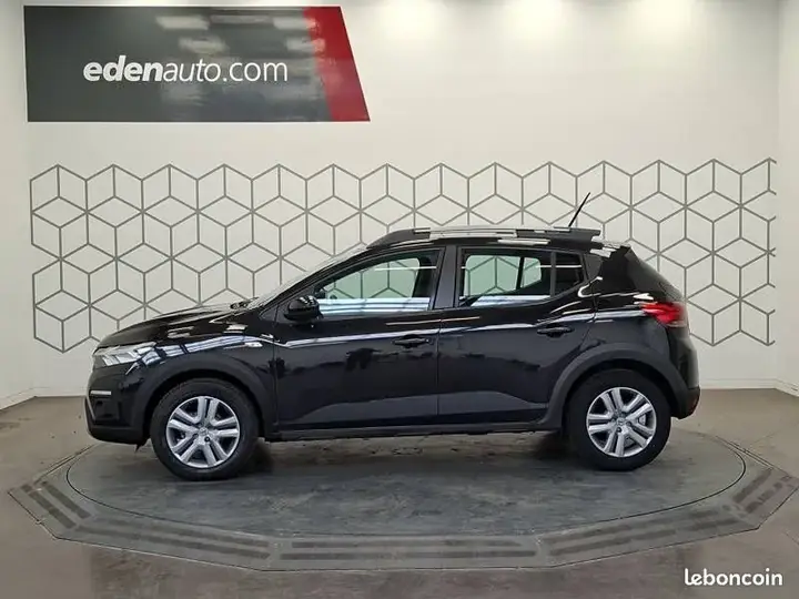 Dacia Sandero 2022 photo 2