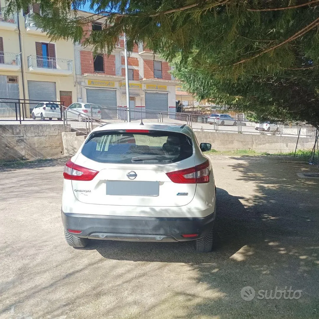 Nissan Qashqai 2014 photo 4