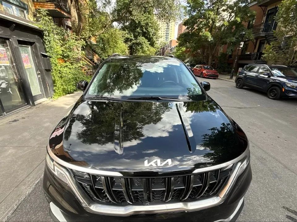 Kia Carnival