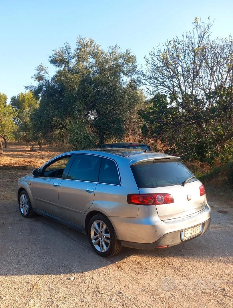 Fiat Croma 2010 photo 3