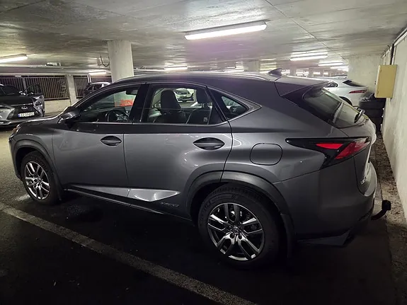 Lexus Nx300H 2015 photo 4