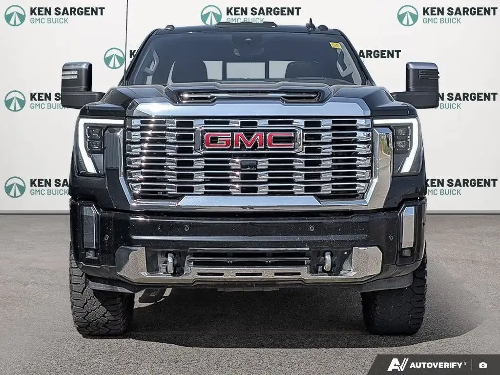 GMC Sierra 3500Hd 2024 photo 2