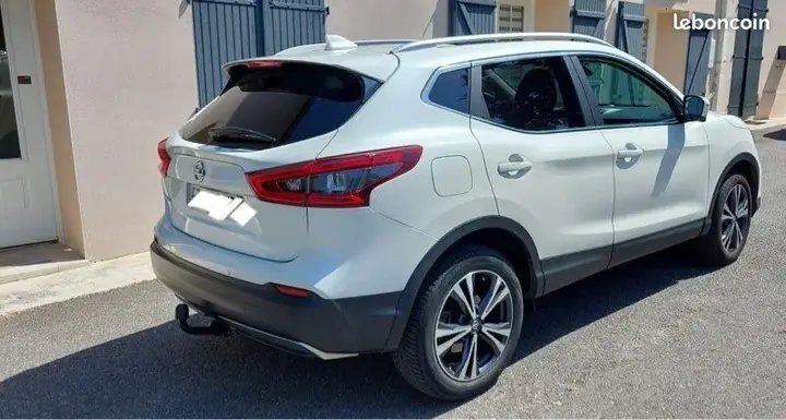 Nissan Qashqai 2018 photo 2