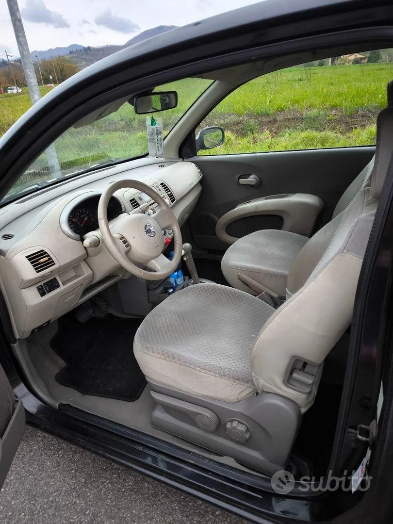 Nissan Micra 2004 photo 4
