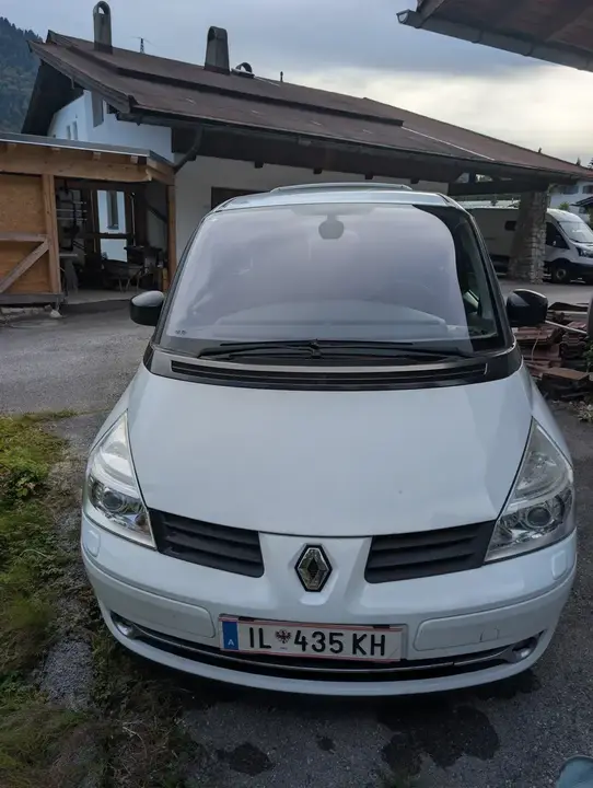 Renault Espace 2011 photo 2