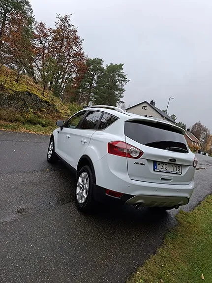 Ford Kuga 2013 photo 3