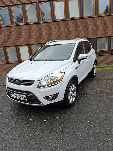 Ford Kuga 2013 photo 2