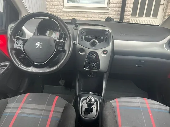 Peugeot 108 2015 photo 5