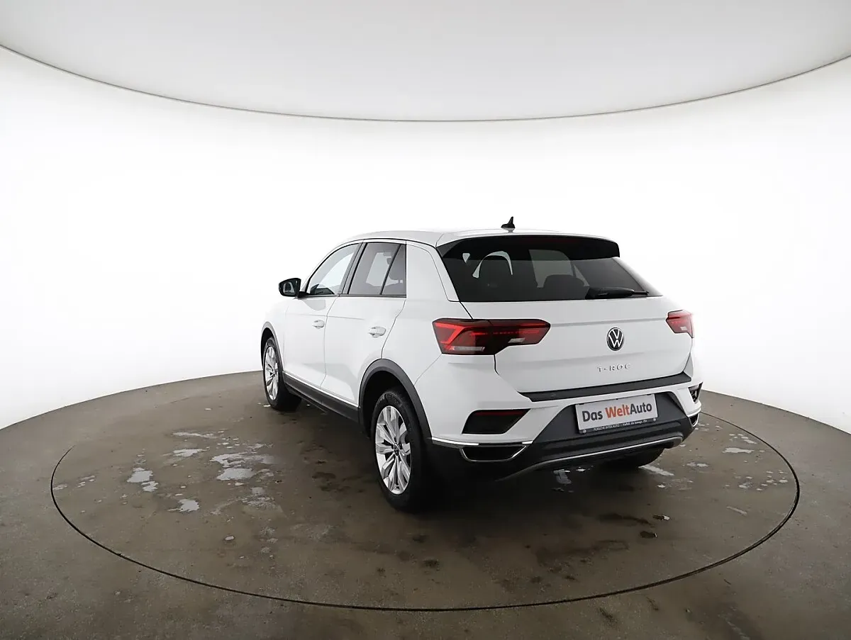 Volkswagen T-Roc 2021 photo 2