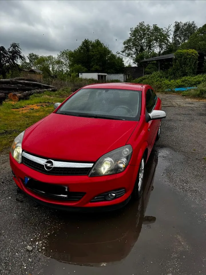 Opel Astra H Gtc
