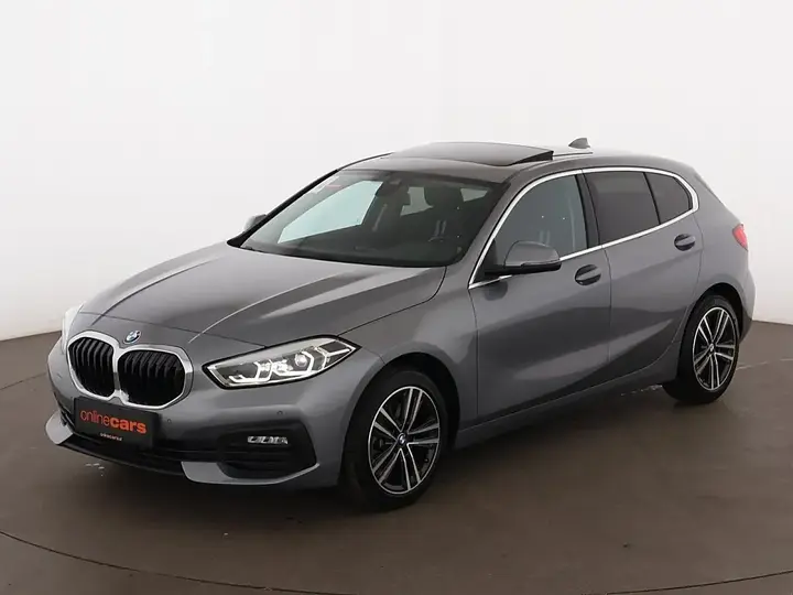 BMW 1 Series 2022 photo 2