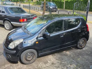 Nissan Pixo